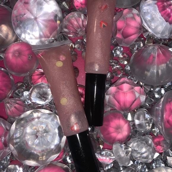 Lip gloss - Picture 4 of 7